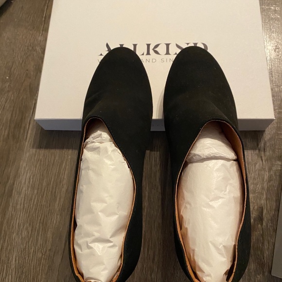 Allkind vegan black suede bootie size 9 - Picture 2 of 6